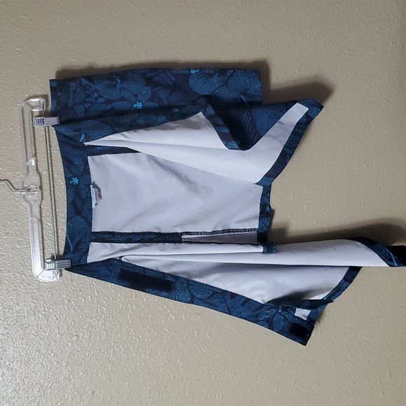 RipSkirt Hawaii Size Large Wrap Skirt Navy Blue Hibiscus Floral Design - Picture 5 of 6